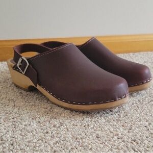 MIA Women's Burgundy Leather Clogs 8.5